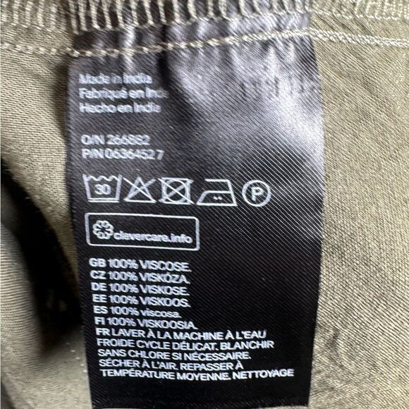 H&M olive green backless halter romper size 2 - Picture 6 of 6